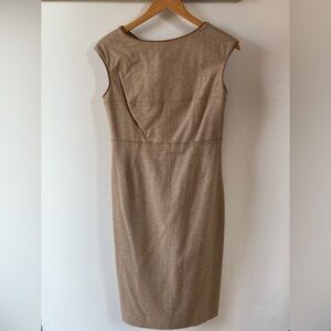 Magashoni 10 brown tweed dress sheath